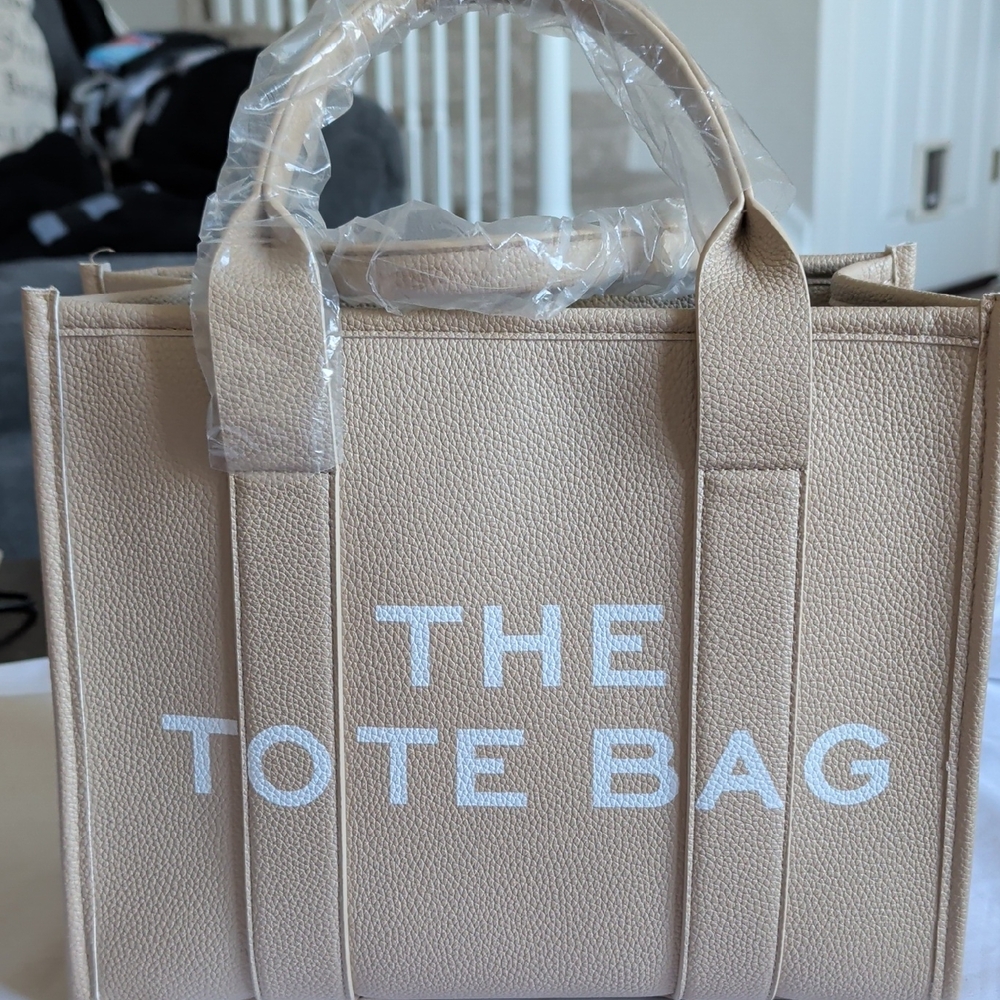 The Tote Bag Women’s Beige Tote